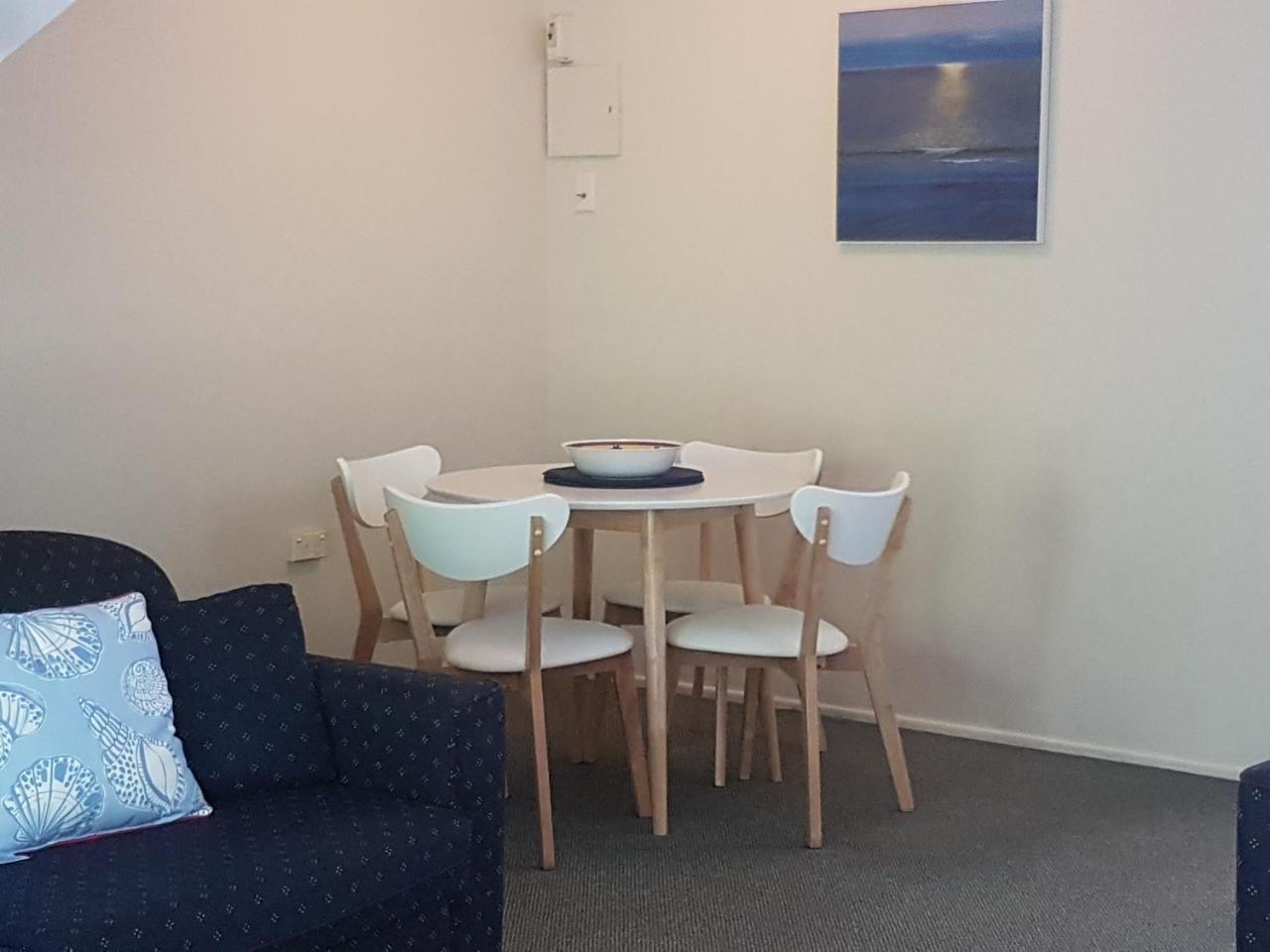 Coast Apartments Formally Bayshores Holiday Apartments Nikenbah Εξωτερικό φωτογραφία